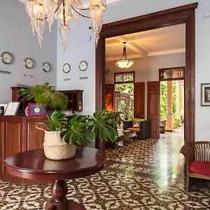 Hotel Colonial, Saint-Domingue